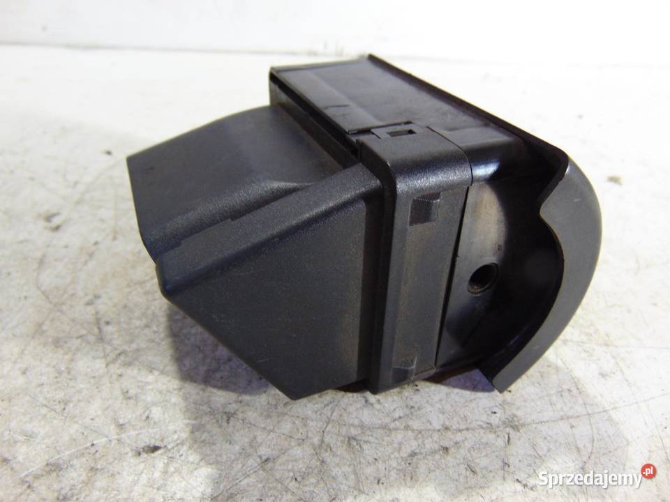 KRATKA NAWIEWU PRAWA AUDI A4 B5 8D1820901