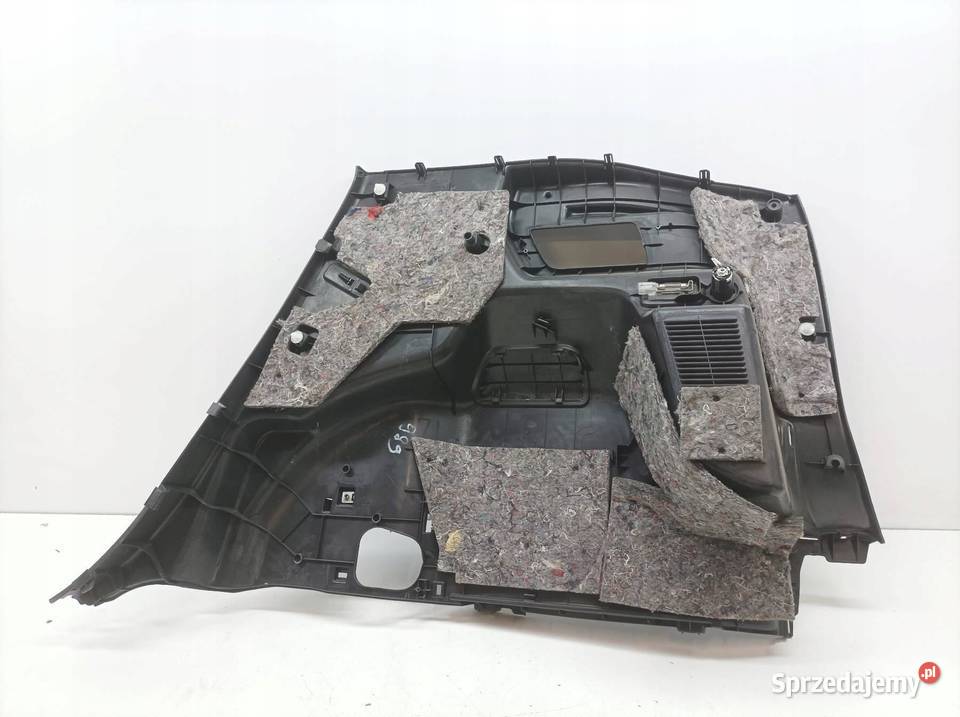 TAPICERKA BOCZEK BAGAŻNIKA LEWY TYŁ 7 OS Toyota Rok produkcji 2011 sprzedam
