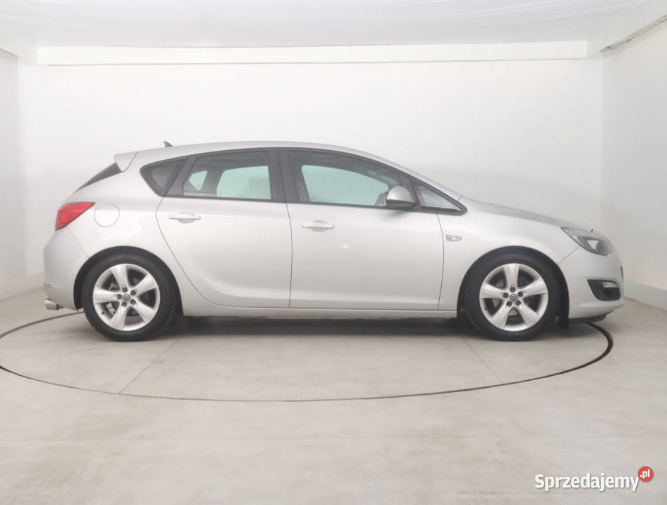 Opel Astra 14 T centralny zamek