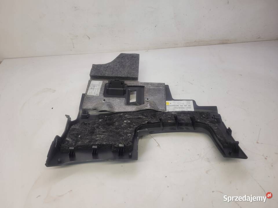 OSŁONA POD KIEROWNICĘ AUDI A1 8X 8X1863075 śląskie Przystajń