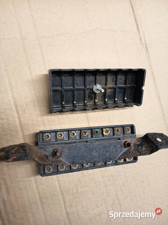 Puszka bezpieczników warszawa m20 223 pabieda