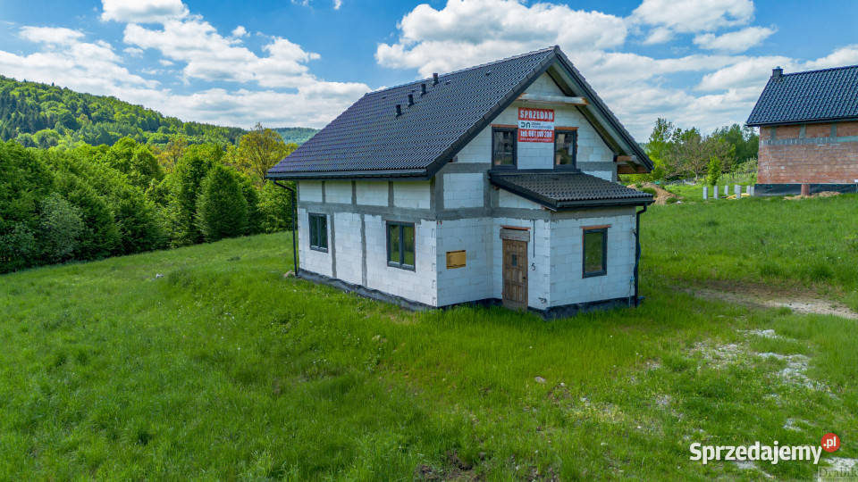 Dom wolnostojący 16436m2 Budzów Budzów asfalt