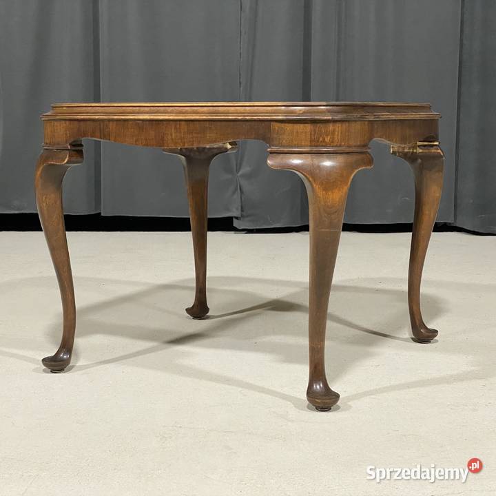 Stolik kawowy ludwikowski z rafią orzech Meble Gryfice