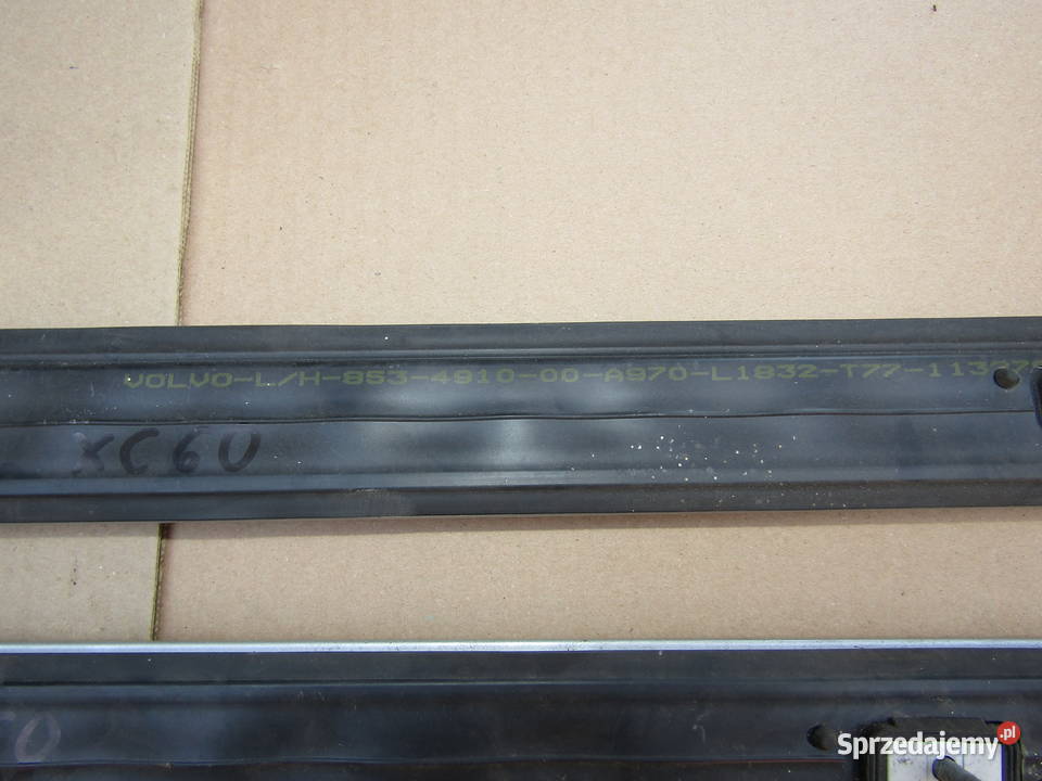 LISTWY DACHOWE VOLVO XC60 I LIFT 2009r 853 4910 Listwy i nakładki Mysłaków sprzedam
