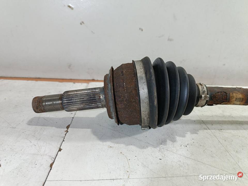 PÓŁOŚ LEWY PRZÓD NISSAN QASHQAI J11 12
