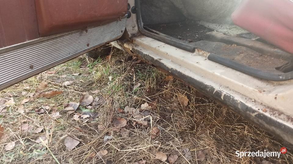Wołga GAZ 24 w całości na części Piaseczno