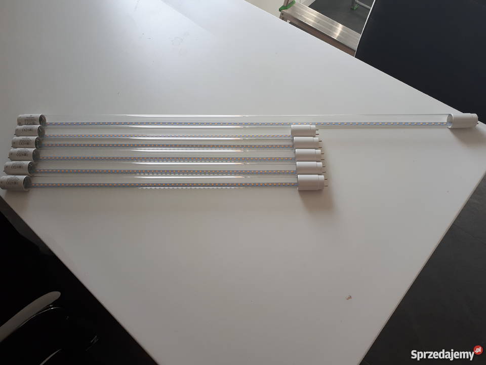 Świetlówka LED żarówka LED 6090 Novodworski