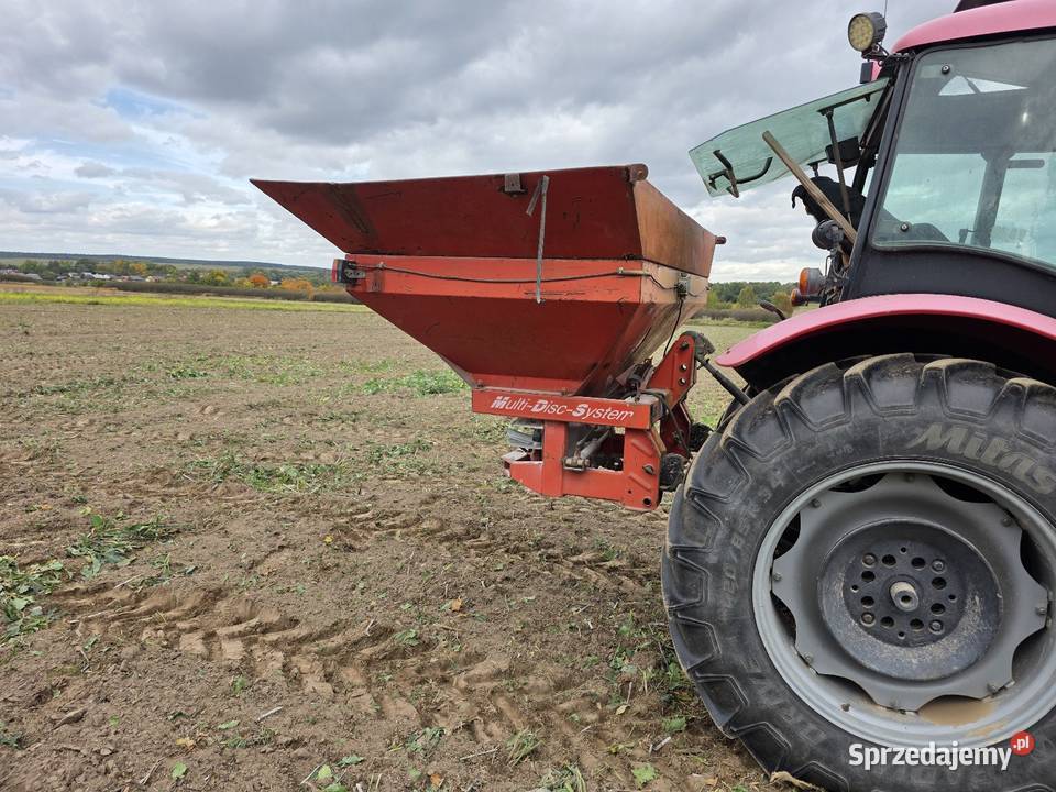 Rozsiewacz nawozu Rauch MDS 901 Kuhn 1800l Rozsiewacze nawozów lubelskie Janów Lubelski