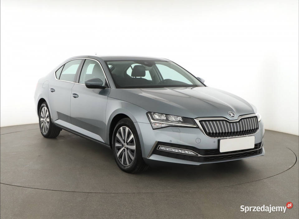 Skoda Superb iV 14 TSI PHEV podgrzewane fotele Superb Samochody osobowe Piaseczno