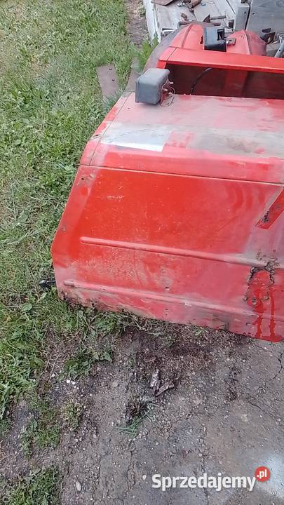 Sprzedam błotniki do MF komplet przód i tyl Radom