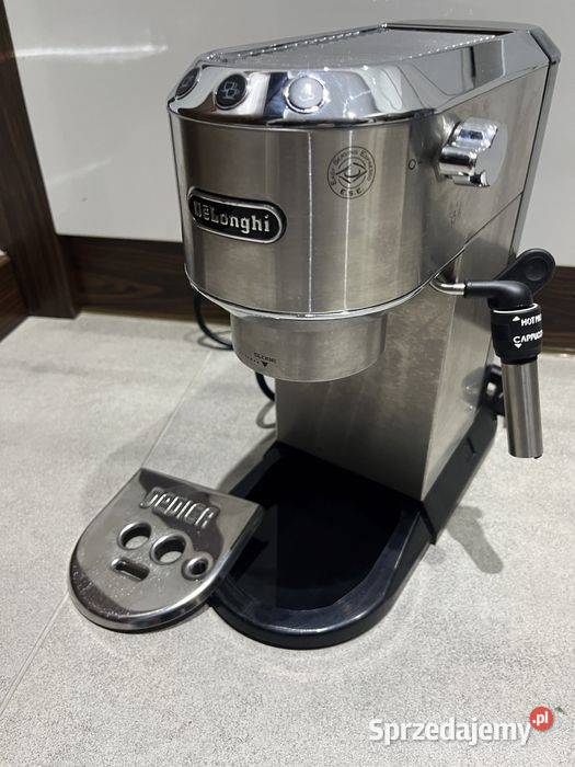Ekspres kolbowy DeLonghi Dedica EC685BK Czarny wielkopolskie Tuliszków