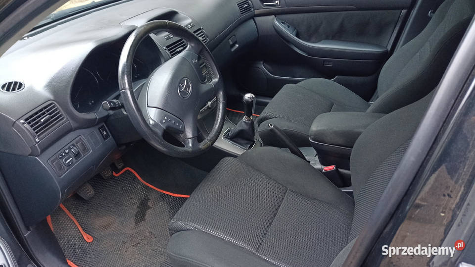 Toyota Avensis T25 benzyna Avensis Zielona Góra