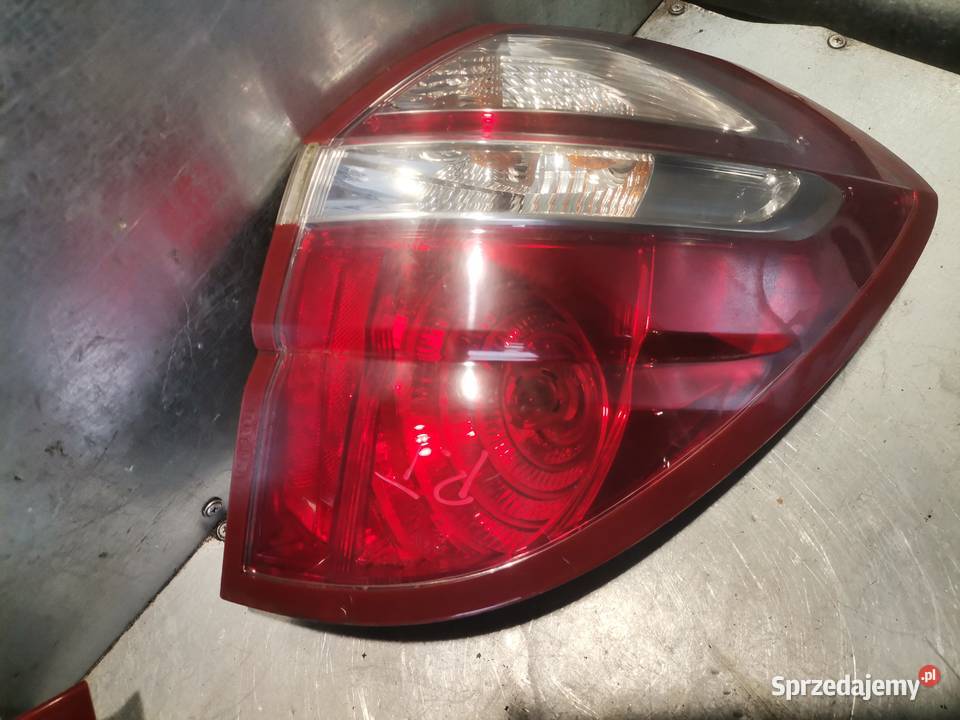 SUBARU LEGACY 4 IV LAMPA PRAWY TYŁ KOMBI Nowy Sącz