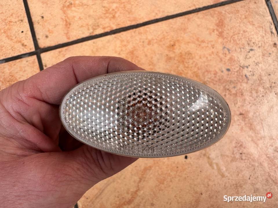 Kierunkowskaz lewy prawy przód Swift MK7 V 1016 osobowe małopolskie