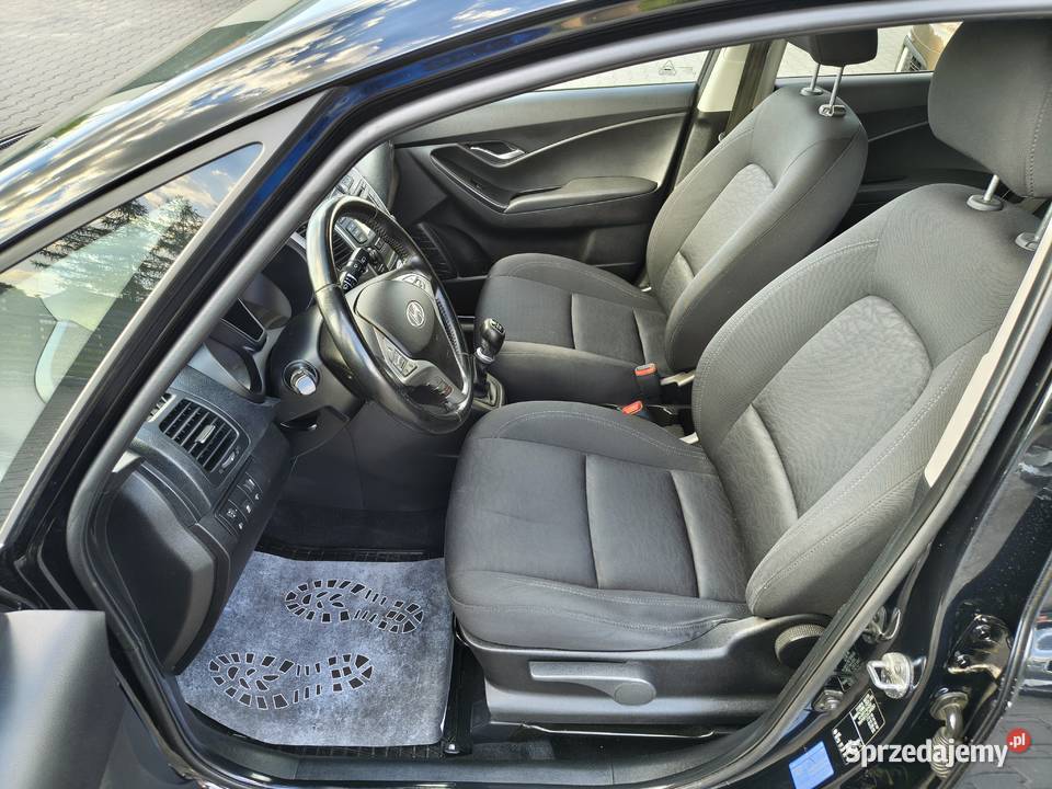 Hyundai IX20 Benzyna NISKI PRZEBIEG Zadbany wielofunkcyjna kierownica ix20 Zarszyn