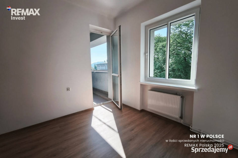 74 m 3 pokoje Centrum Duży balkon Liczba pokoi 3