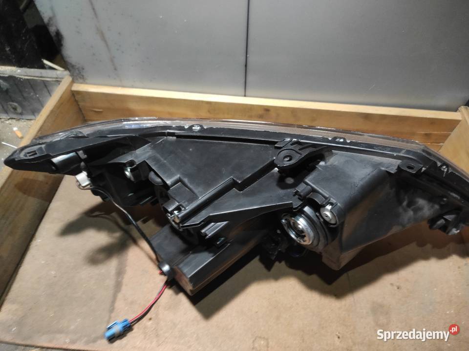 Lampa reflektor Mitsubishi Outlander 2 0cm3 Grodzisk Mazowiecki sprzedam