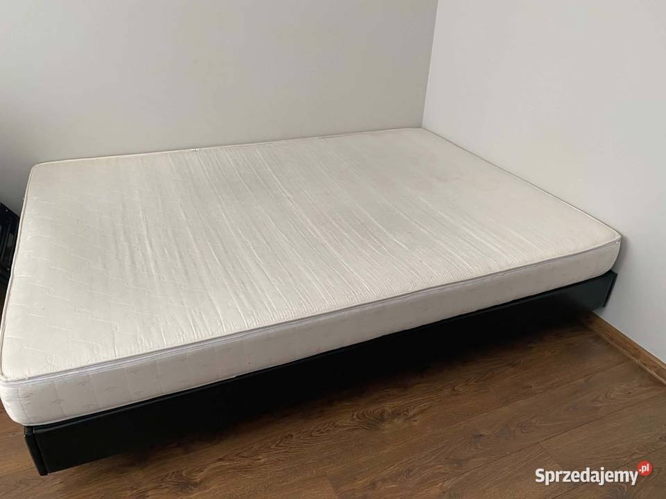 Łóżko z materacem 140x200 z podświetleniem LED Gorzów Wielkopolski sprzedam