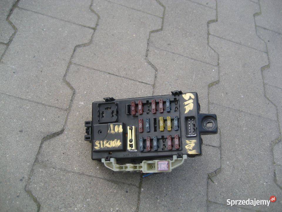 daihatsu sirion 10b 0205r puszka bezpiecznikowa