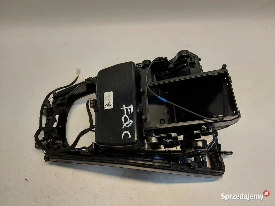Mercedes EQC 400 W293 ŚRODKOWA KONSOLA PANEL osobowe