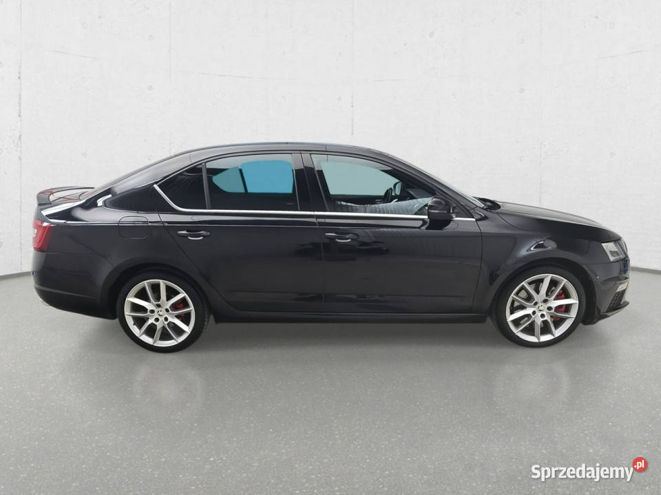 koda Octavia III 2013 Komorniki