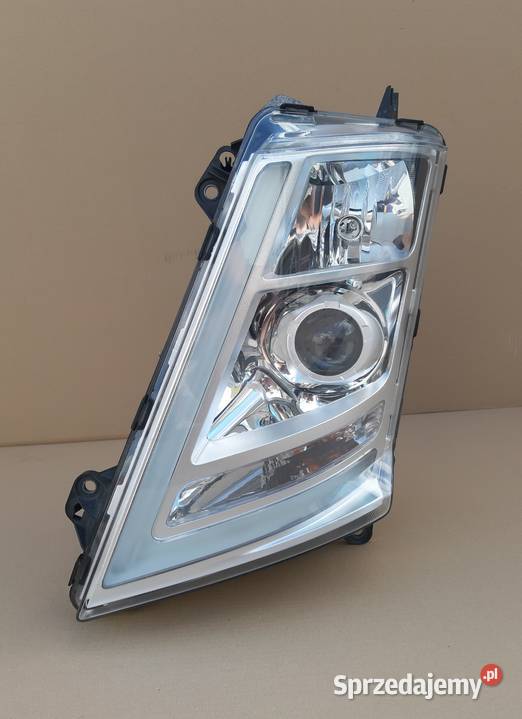 VOLVO FH4 REFLEKTOR LEWY LAMPA LEWA XENON 22239254 Trzciel