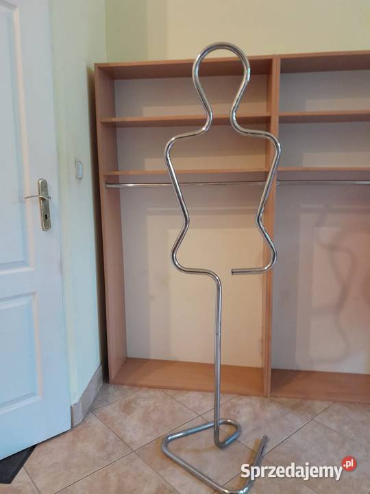 Sprzedam meble sklepowe i wieszaki Świnoujście