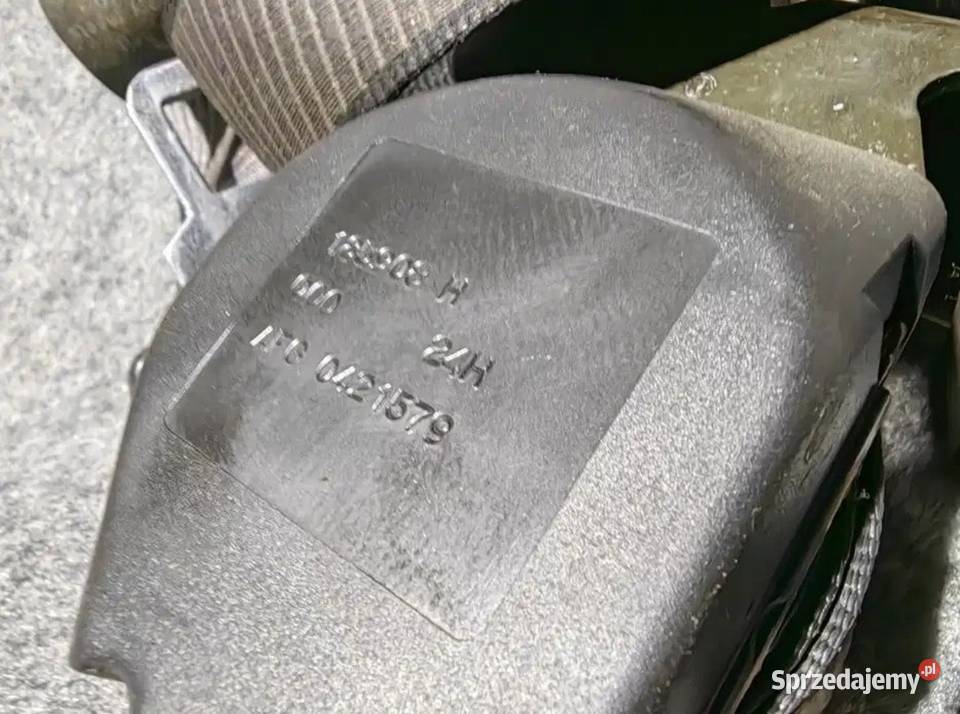 Pas bezpieczeństwa lewy prawy tył BMW e32 Żory