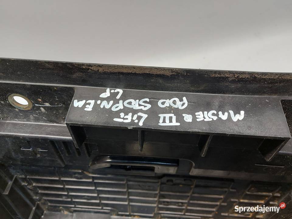 Renault Master III LIFT mocowanie podstawa