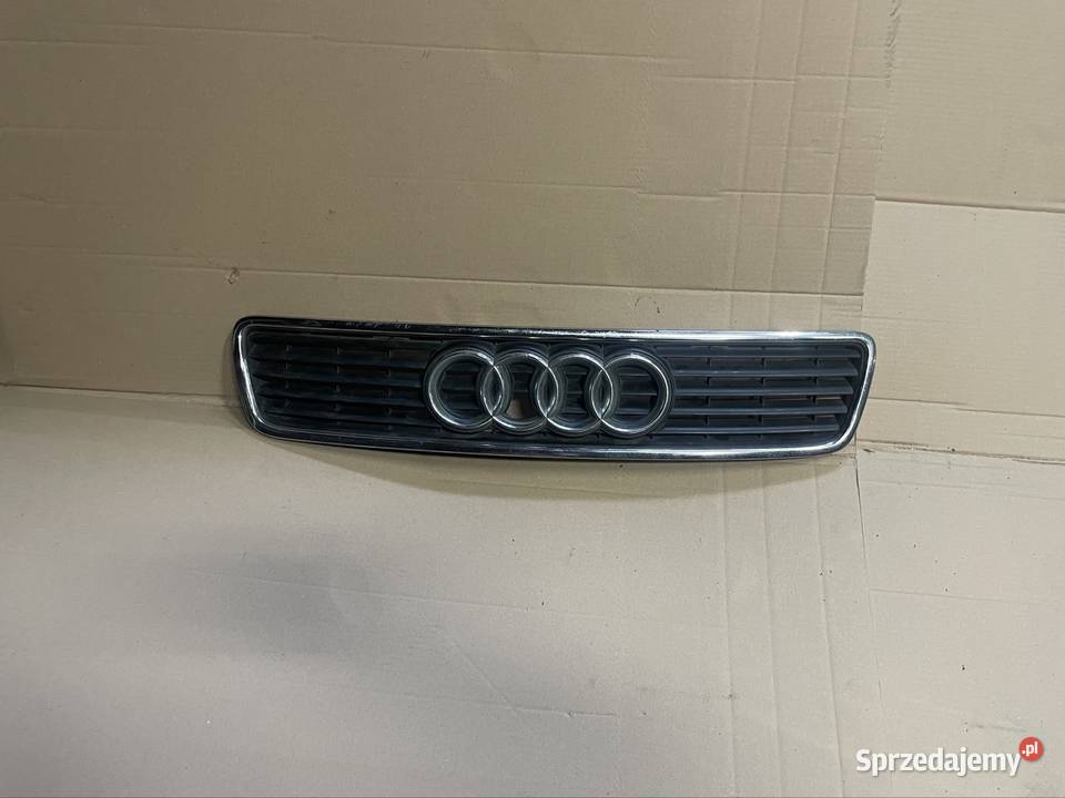 8D0853651 grill atrapa zderzaka Audi a6 c5 Szczecin