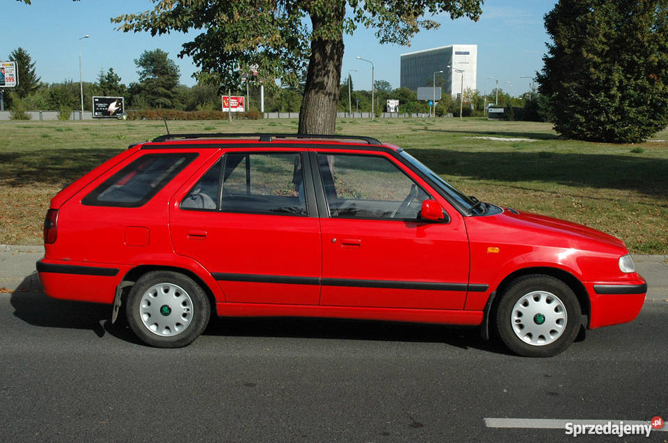 Sprzedam Skoda Felicja GLSI 16 kombi 1998 kupiony w polskim salonie Warszawa