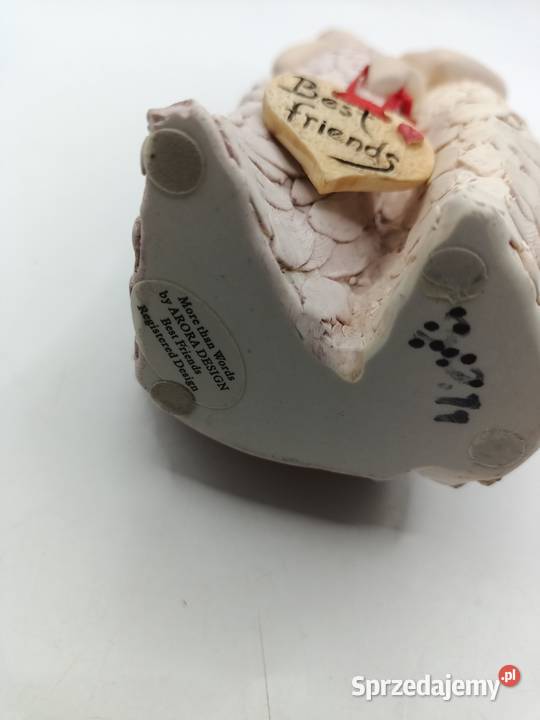 Figurka dziewczyny przyjaźń Aurora Design More