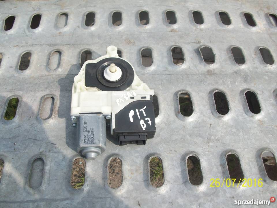 Silniczek szyby prawy tyl Vw Passat B7 CC mechanizmy opuszczania szyb pomorskie Czersk