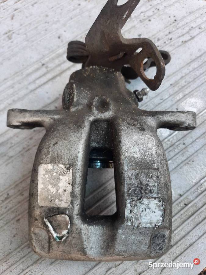 Zaciski hamulcowe VW Touran sprzedam