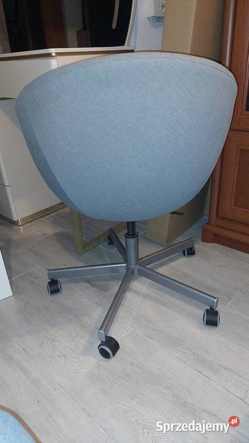 Fotel obrotowy Ikea Skruvsta 45cm Poznań