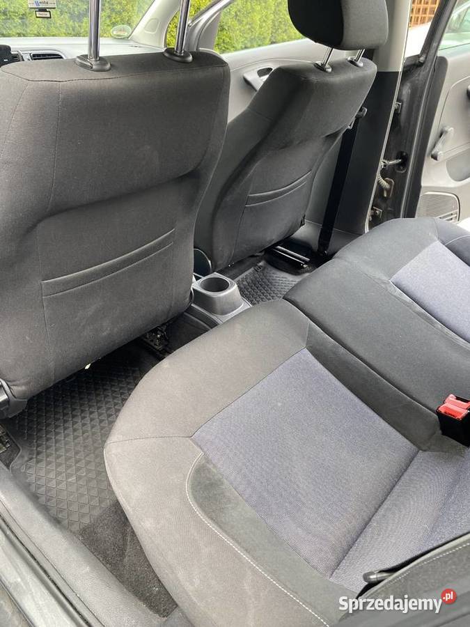 Volkswagen Polo 6R 14Mpi 2011 Bogate wyposażenie śląskie Myszków sprzedam
