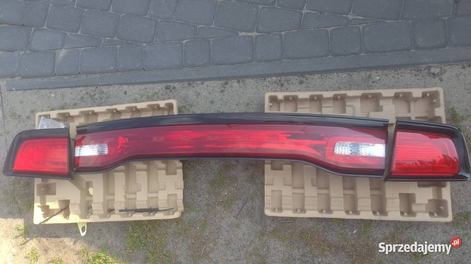 Części Dodge Charger 1114 Rt zderzak lampy i Rok produkcji 2013 Bydgoszcz