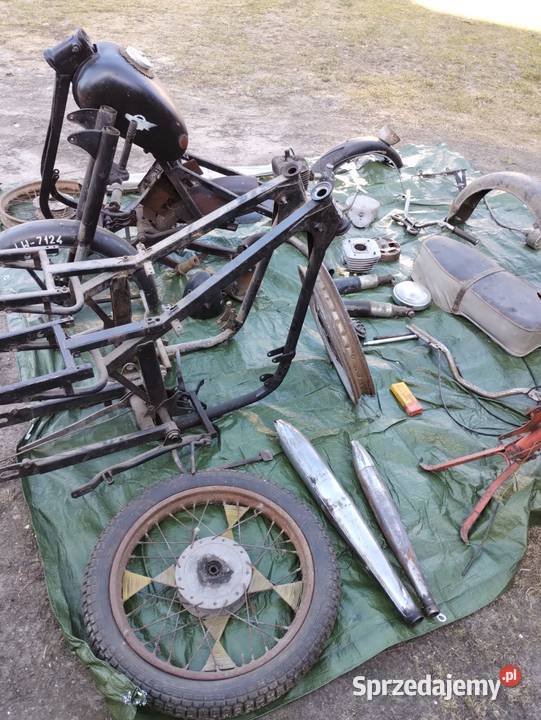 Sprzedam silnik głowicę czapkę i cylinder Cylindry, głowice, pierścienie