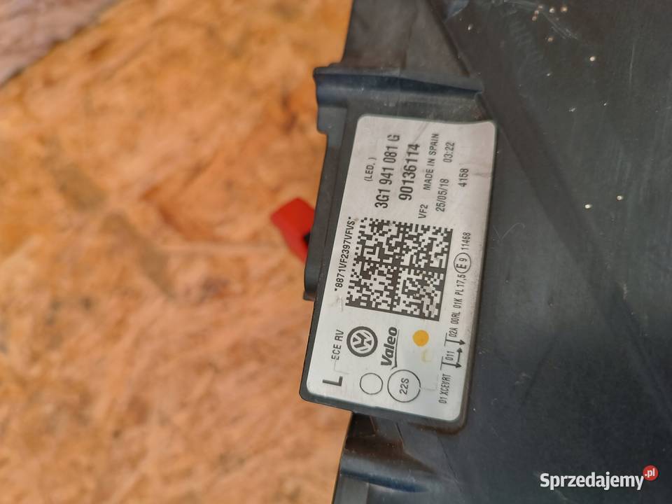 LAMPA LEWY PRZÓD REFLEKTOR EU 3G1941081G Nowy Tomyśl sprzedam