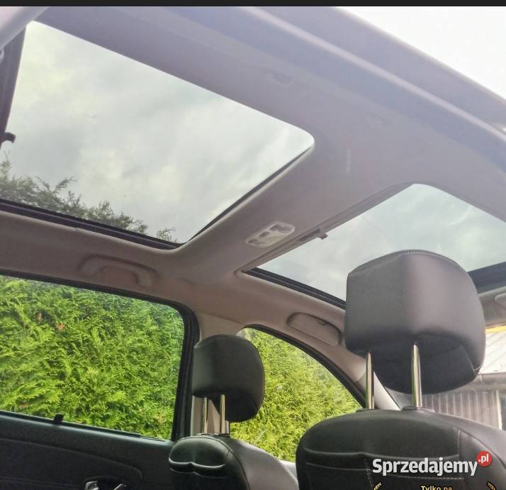 Kamera i czujniki parkowaniaklimanavi Kaczory