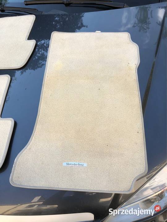 Dywaniki mercedes w204 welur oryginalne osobowe Motoryzacja
