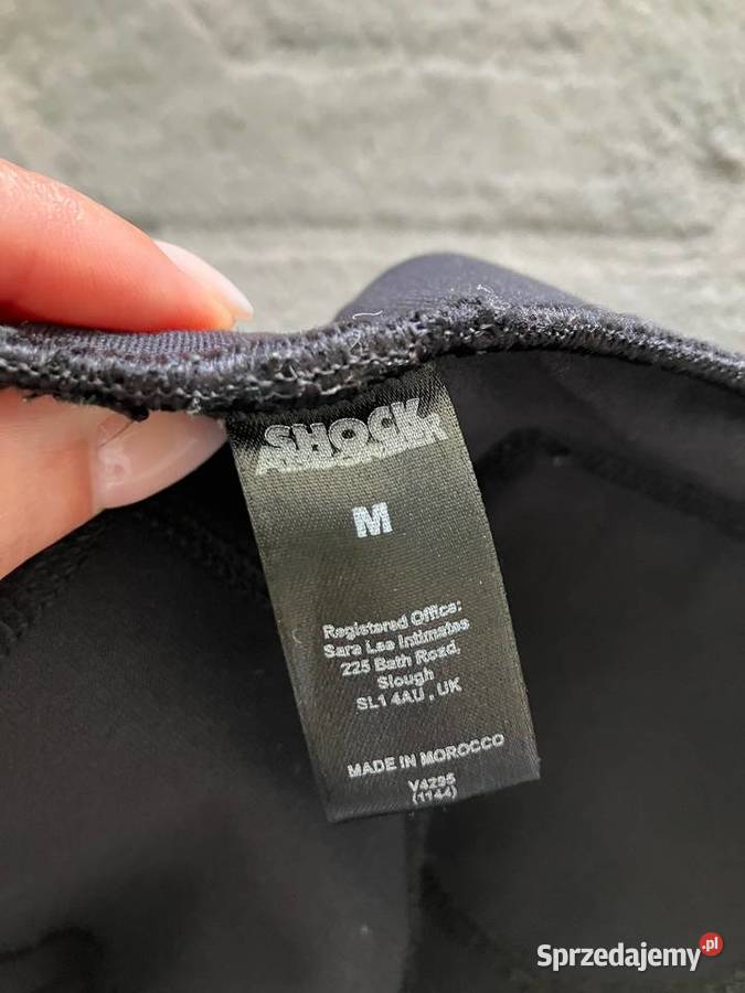 Nowe ultra krótkie czarne spodenki Shock Nisko