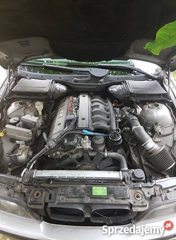 Bmw e39 523i nieuszkodzony Mielec sprzedam