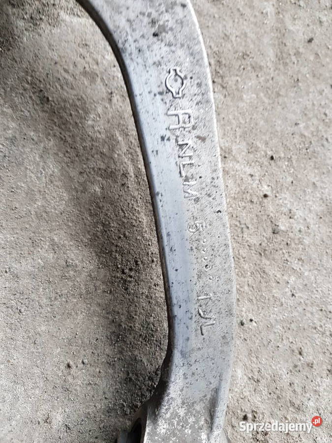 WAHACZ prawy przód górny NISSAN 370Z Zawieszenie i układ kierowniczy Kraków