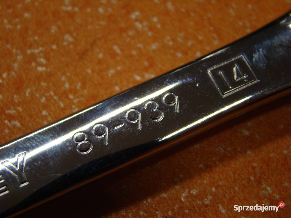 Klucz płaskooczkowy GRZECHOTKA 14 mm Ref 489939 Bielsko-Biała