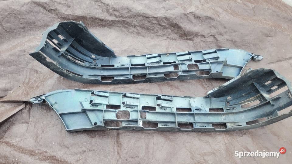 LEWY PRAWY ŚLIZG ZDERZAKA TYŁ PASSAT B5 KOMBI FL