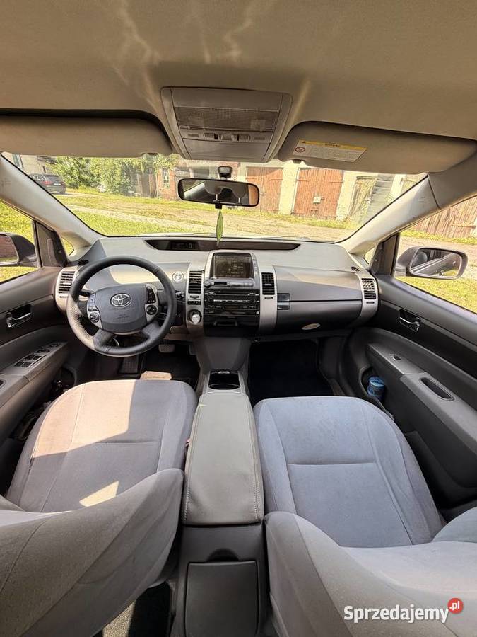 Toyota Prius 15 hybryda benzyna LPG Katowice sprzedam