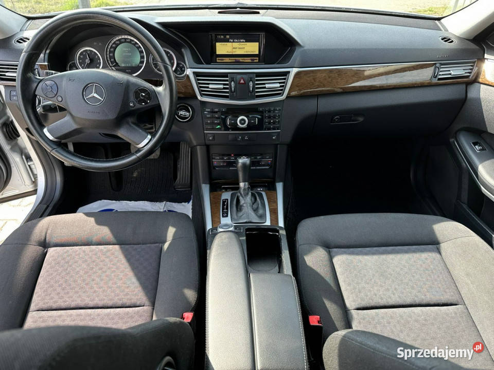 Mercedes E 200 E200 Grzane fotele Klimatronic czujnik zmierzchu Ostrowiec Świętokrzyski sprzedam