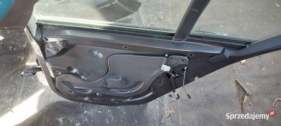 Bmw f20 drzwi tylne prawe uszkodzone kompletne