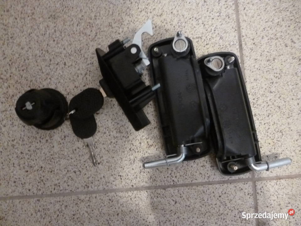 Fiat 126p elegant klamki zewnętrzne korek zamek Drzwi Rybienko Nowe